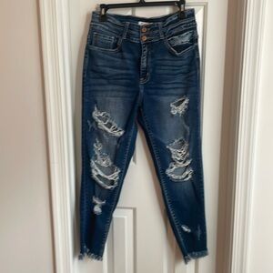Kancan signature 30x29 ripped skinny jeans high rise